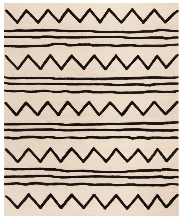 Safavieh Kids SFK907 Hand Tufted Rug
