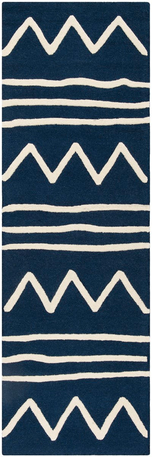 Safavieh Kids SFK907 Hand Tufted Rug