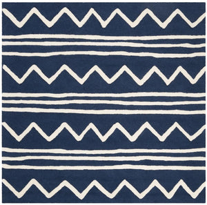 Safavieh Safavieh Kids 907 Zigzag Hand Tufted Wool Rug SFK907N-3