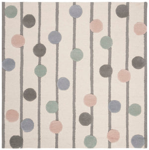 Safavieh Kids SFK909 Hand Tufted Rug