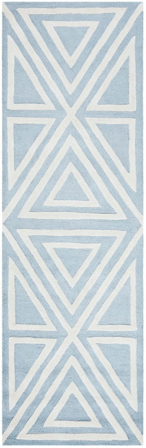 Safavieh Kids SFK912 Hand Tufted Rug