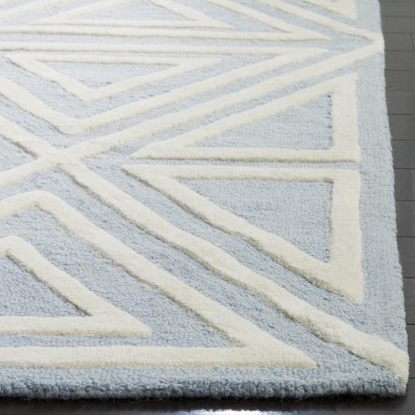 Safavieh Safavieh Kids 912 Triangles Hand Tufted Wool Rug SFK912E-3