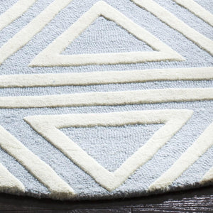 Safavieh Safavieh Kids 912 Triangles Hand Tufted Wool Rug SFK912E-3