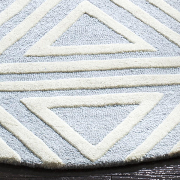Safavieh Safavieh Kids 912 Triangles Hand Tufted Wool Rug SFK912E-3