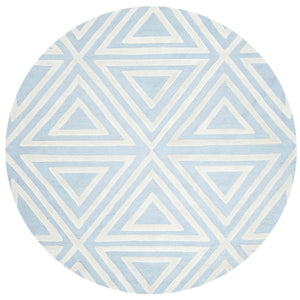 Safavieh Kids SFK912 Hand Tufted Rug