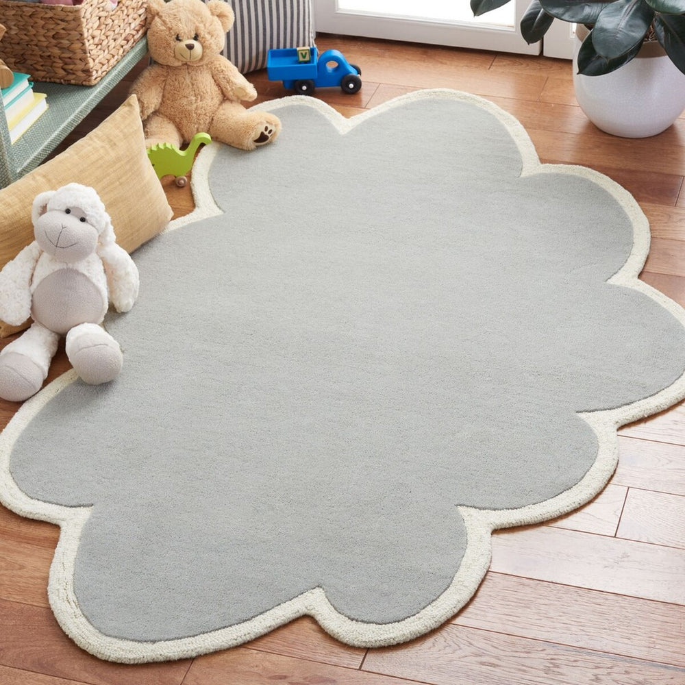 Safavieh Safavieh Kids 913 Cloud Hand Tufted Wool Rug SFK913C-3S