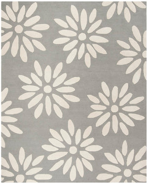 Safavieh Kids SFK914 Hand Tufted Rug