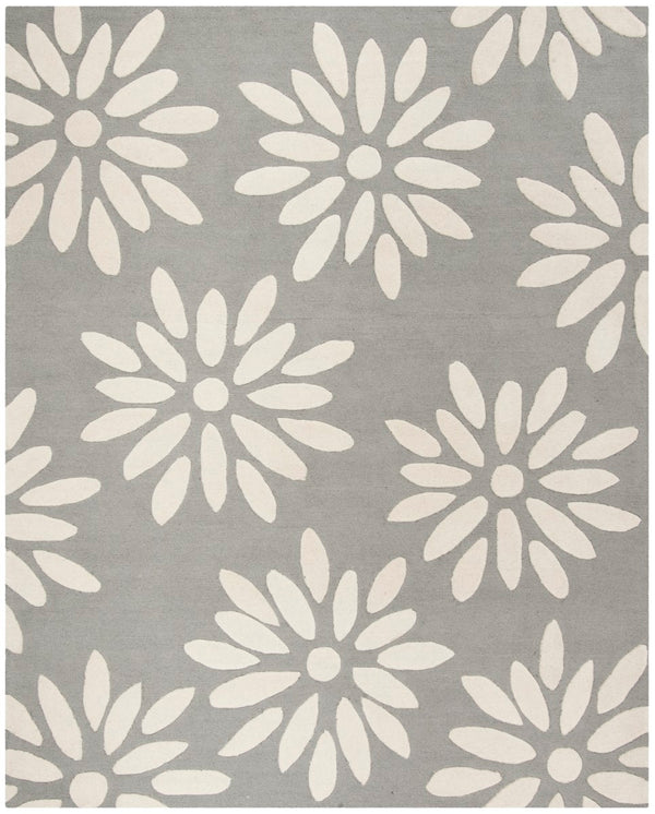 Safavieh Kids SFK914 Hand Tufted Rug