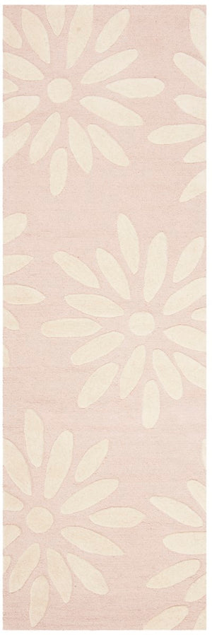 Safavieh Kids SFK914 Hand Tufted Rug