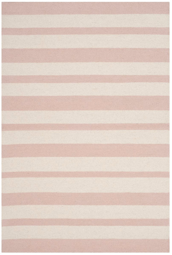 Safavieh Kids SFK915 Hand Tufted Rug