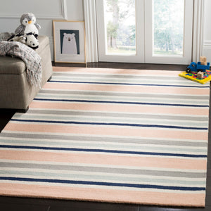 Safavieh Kids SFK916 Hand Tufted Rug