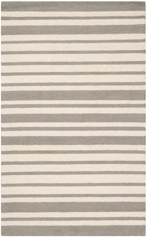 Safavieh Kids SFK917 Hand Tufted Rug