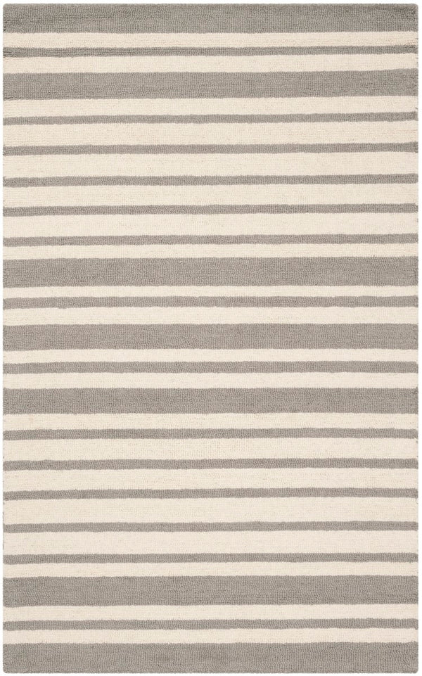 Safavieh Kids SFK917 Hand Tufted Rug