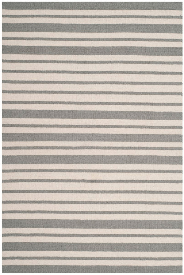 Safavieh Kids SFK917 Hand Tufted Rug