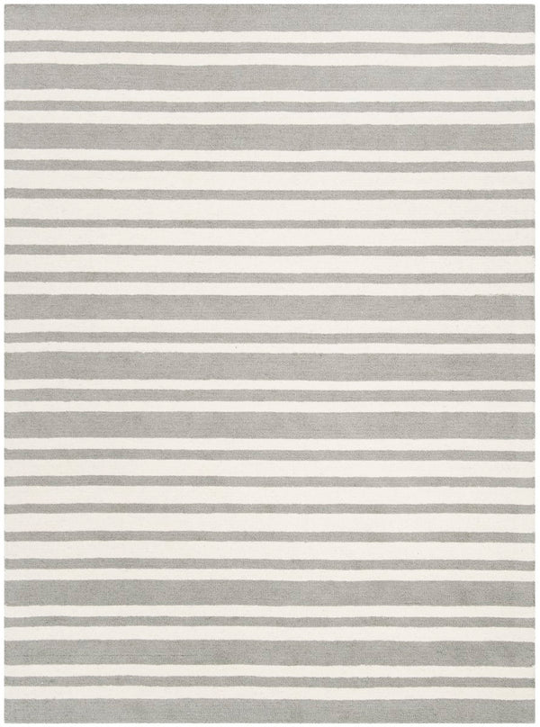 Safavieh Kids SFK917 Hand Tufted Rug