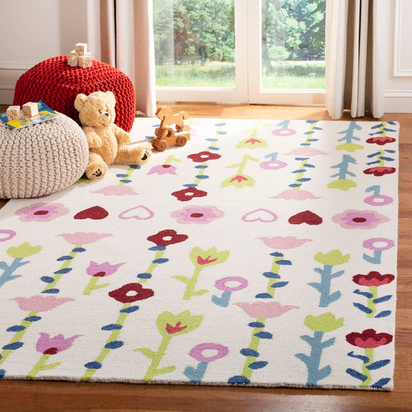 Safavieh Safavieh Kids 918 Hand Tufted Wool Rug SFK918A-3