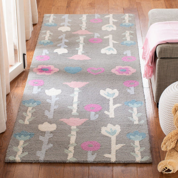 Safavieh Safavieh Kids 918 Hand Tufted Wool Rug SFK918C-3