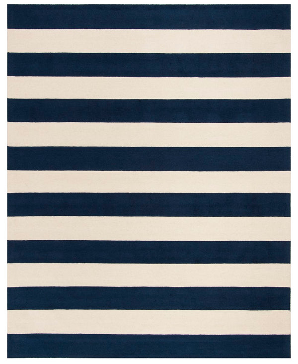 Safavieh Kids SFK919 Hand Tufted Rug