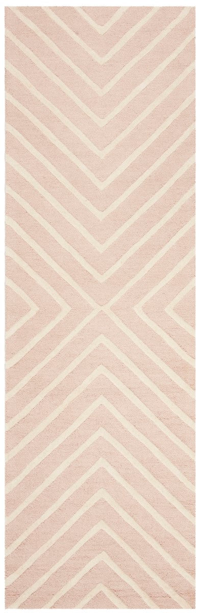 Safavieh Kids SFK920 Hand Tufted Rug