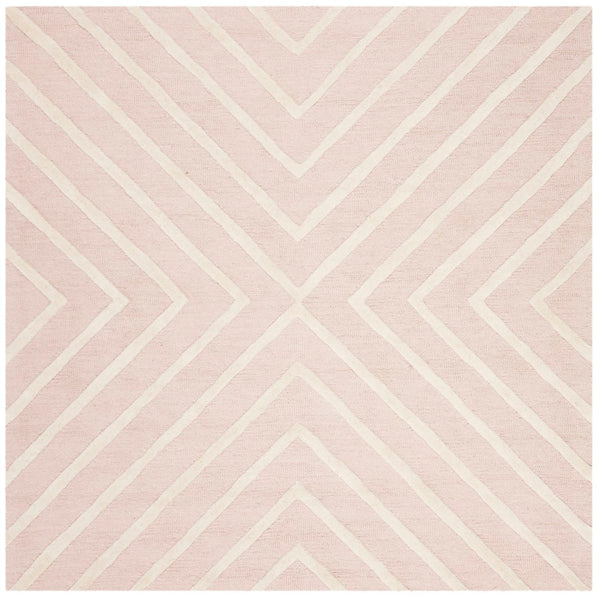 Safavieh Kids SFK920 Hand Tufted Rug
