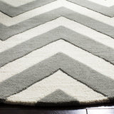 Safavieh Kids SFK921 Hand Tufted Rug