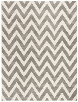 Safavieh Kids SFK921 Hand Tufted Rug