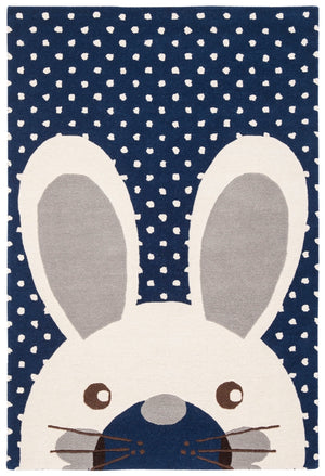 Safavieh Kids SFK922 Tufted Rug