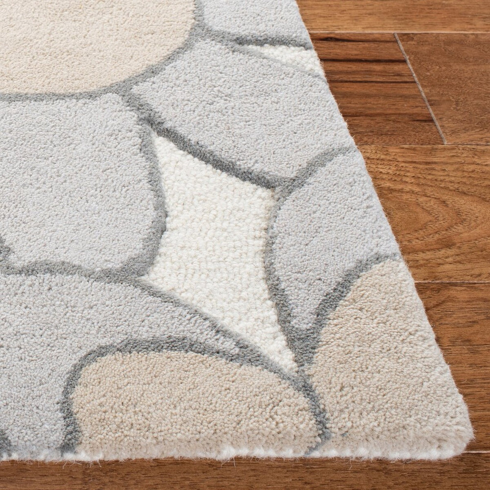 Safavieh Safavieh Kids  Hand Tufted 100% Wool Rug SFK923A-8