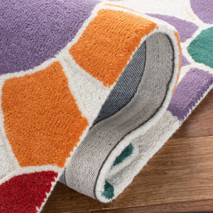 Safavieh Safavieh Kids  Hand Tufted 100% Wool Rug SFK923F-8