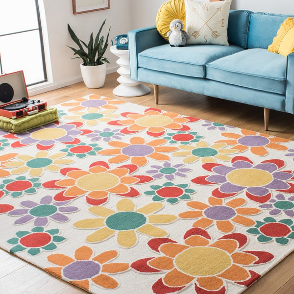 Safavieh Safavieh Kids  Hand Tufted 100% Wool Rug SFK923F-8