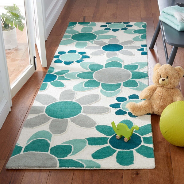 Safavieh Safavieh Kids  Hand Tufted 100% Wool Rug SFK923Y-8
