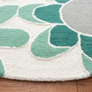 Safavieh Safavieh Kids  Hand Tufted 100% Wool Rug SFK923Y-8