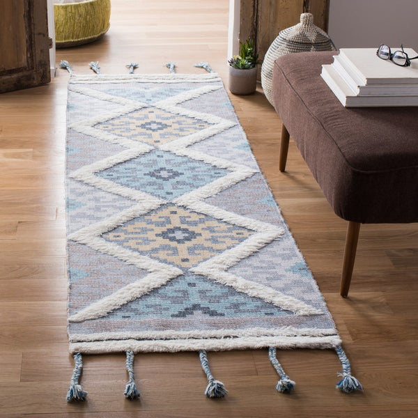 Safavieh Saffron 104 Hand Loomed Wool Shag & Flokati Rug SFN104A-3