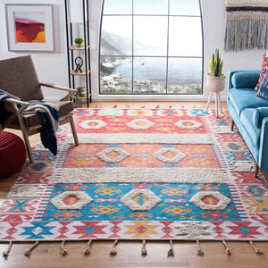 Safavieh Saffron 105 Hand Loomed Wool Shag & Flokati Rug SFN105P-3