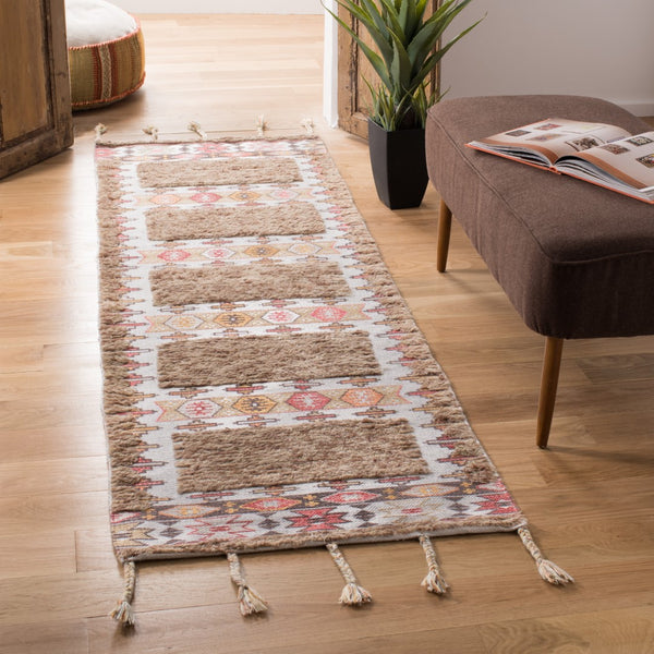 Safavieh Saffron SFN106 Hand Loomed Rug