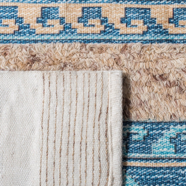 Safavieh Saffron 107 Hand Loomed Wool Shag & Flokati Rug SFN107M-3