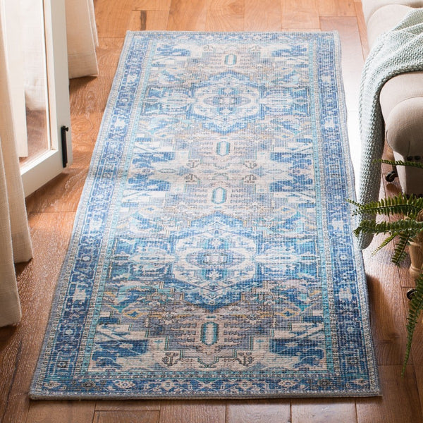 Safavieh Saffron SFN202 Power Loomed Rug