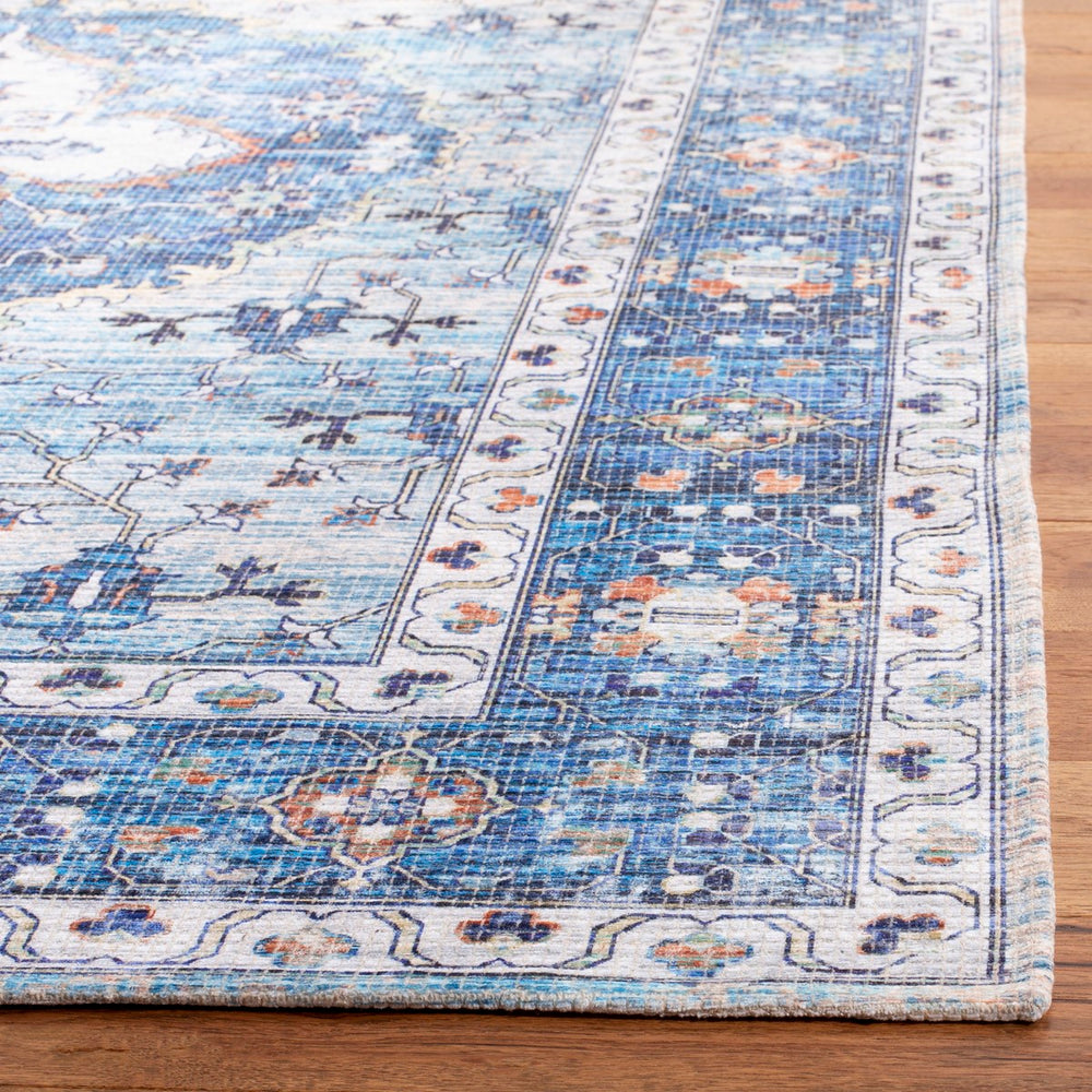 Safavieh Saffron SFN203 Power Loomed Rug