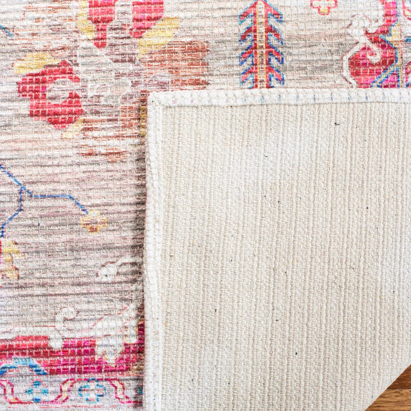 Safavieh Saffron SFN204 Power Loomed Rug