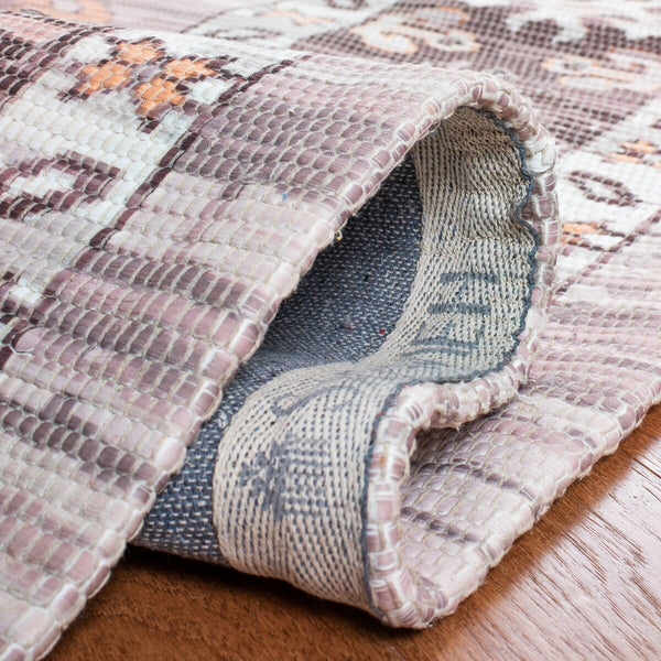 Safavieh Saffron 651 Hand Loomed Polyester Contemporary Rug SFN651E-3