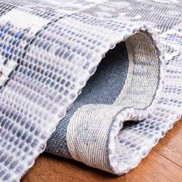 Safavieh Saffron 651 Hand Loomed Polyester Contemporary Rug SFN651V-3