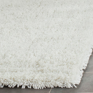 Safavieh Shag SG240 Hand Tufted Rug