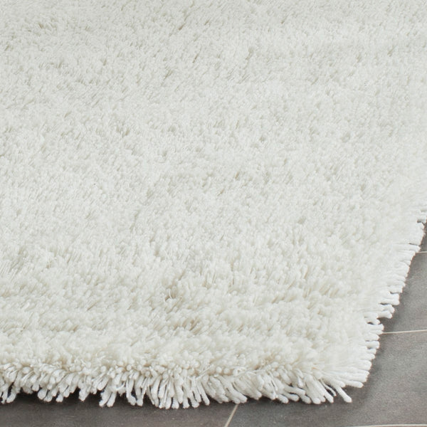Safavieh Shag SG240 Hand Tufted Rug
