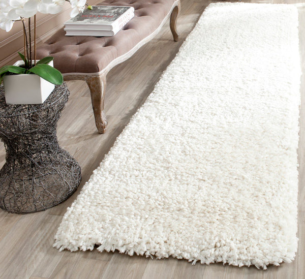 Safavieh Shag SG267 Hand Tufted Rug