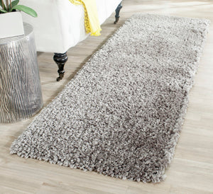 Safavieh Shag SG267 Hand Tufted Rug