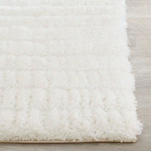 Safavieh Shag SG554 Hand Tufted Rug