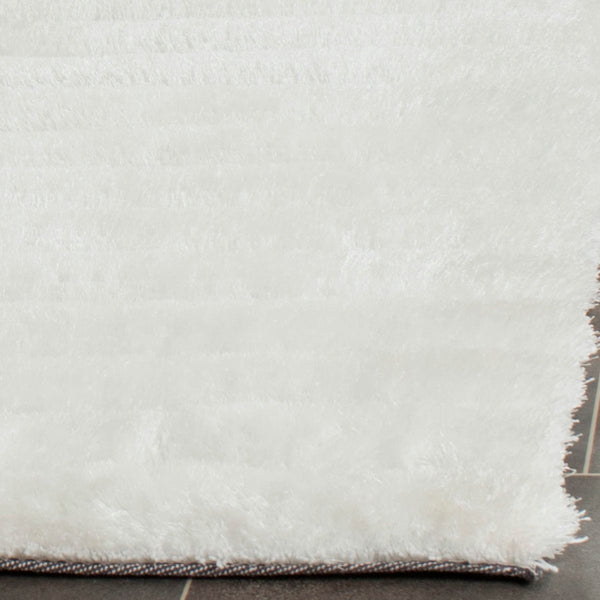 Safavieh Shag SG554 Hand Tufted Rug