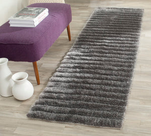 Safavieh Shag SG554 Hand Tufted Rug