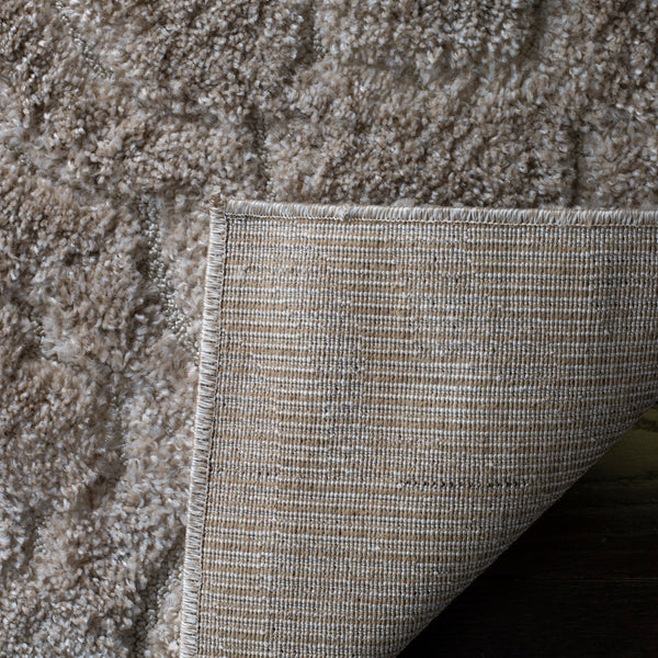 Safavieh Memphis SG832 Power Loom And Woven Rug