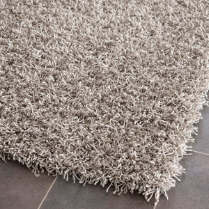 Safavieh Shag SG851 Hand Tufted Rug